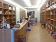Interno della libreria Il papiro